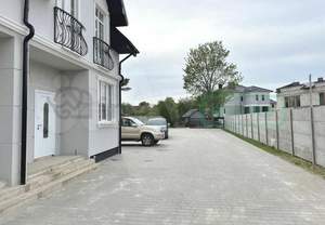 Дом 180м², 3-этажный, участок 4 сот.  