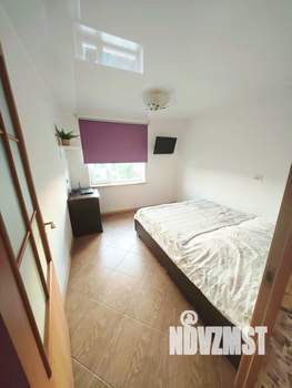 Дом 200м&sup2;, 2-этажный, участок 6 сот.  