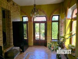 Дом 262м&sup2;, 3-этажный, участок 12 сот.  