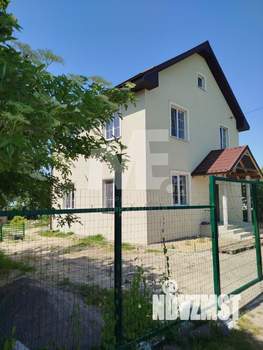 Дом 150м², 2-этажный, участок 6 сот.  