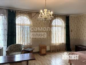 Дом 303м², 2-этажный, участок 8 сот.  