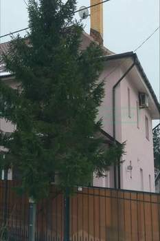 Дом 220м², 2-этажный, участок 6 сот.  