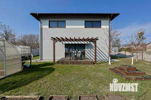 Дом 184м&sup2;, 2-этажный, участок 9 сот.  