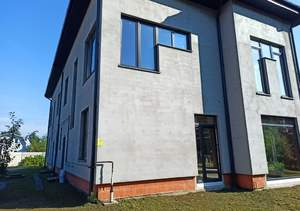 Дом 200м&sup2;, 2-этажный, участок 5 сот.  