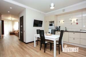 Таунхаус 165м&sup2;, 3-этажный, участок 1 сот.  