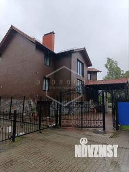 Дом 507м&sup2;, 4-этажный, участок 7 сот.  