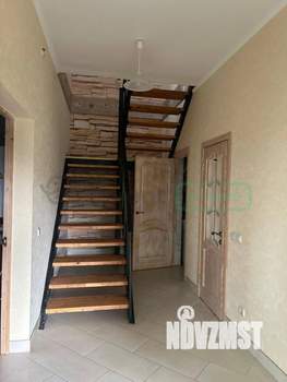 Дом 136м&sup2;, 2-этажный, участок 10 сот.  