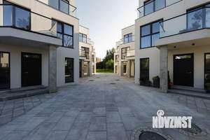 Таунхаус 175м&sup2;, 3-этажный, участок 3 сот.  