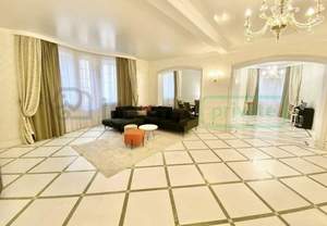 Дом 520м², 3-этажный, участок 6 сот.  
