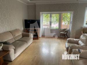 Дом 445м², 4-этажный, участок 7 сот.  