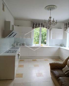 Дом 507м&sup2;, 4-этажный, участок 7 сот.  