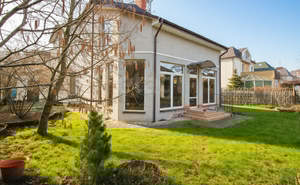 Дом 300м&sup2;, 2-этажный, участок 6 сот.  