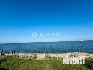 Дом 198м², 2-этажный, участок 6 сот.  
