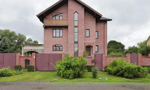 Дом 442м&sup2;, 3-этажный, участок 12 сот.  