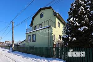 Дом 252м&sup2;, 4-этажный, участок 11 сот.  