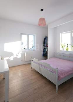 Дом 214м&sup2;, 3-этажный, участок 6 сот.  