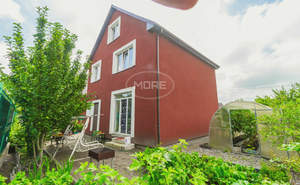 Дом 160м&sup2;, 3-этажный, участок 5 сот.  