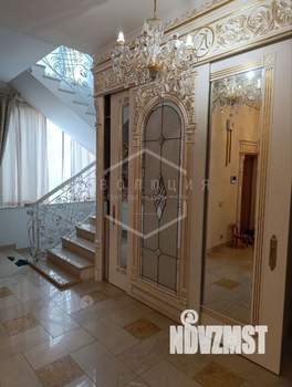 Дом 507м&sup2;, 4-этажный, участок 7 сот.  