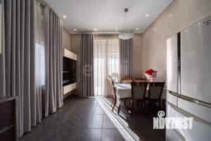 Дом 192м&sup2;, 2-этажный, участок 7 сот.  