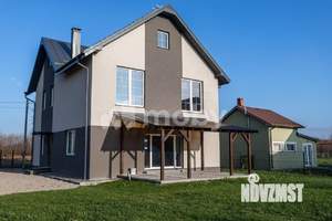 Коттедж 200м², 2-этажный, участок 6 сот.  