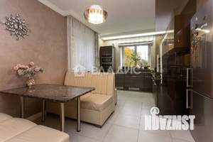 Дом 290м², 2-этажный, участок 8 сот.  