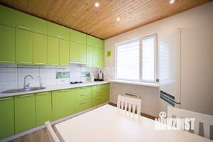 Дом 130м&sup2;, 2-этажный, участок 10 сот.  