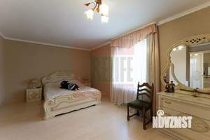 Коттедж 431м², 3-этажный, участок 6 сот.  