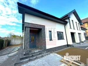 Таунхаус 150м², 2-этажный, участок 3 сот.  