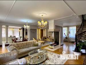 Дом 489м&sup2;, 3-этажный, участок 6 сот.  