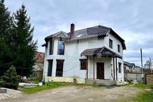 Дом 173м², 2-этажный, участок 7 сот.  