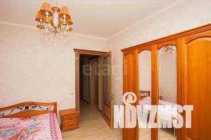 Дом 387м&sup2;, 3-этажный, участок 6 сот.  