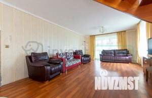 Дом 320м², 2-этажный, участок 6 сот.  