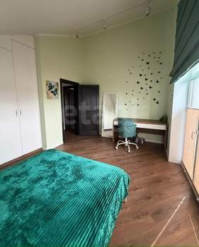 Дом 212м&sup2;, 2-этажный, участок 6 сот.  