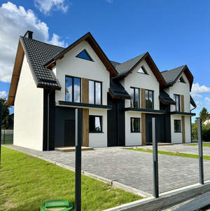 Дом 136м&sup2;, 2-этажный, участок 2 сот.  