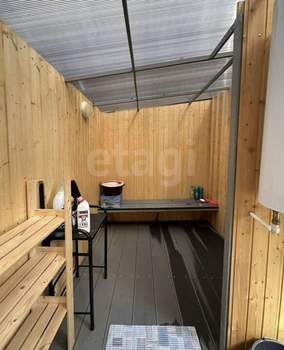 Дом 40м&sup2;, 2-этажный, участок 5 сот.  