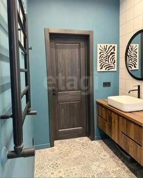 Дом 212м&sup2;, 2-этажный, участок 6 сот.  