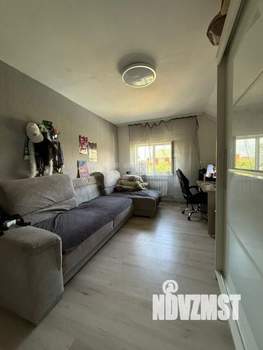 Дом 70м&sup2;, 2-этажный, участок 5 сот.  