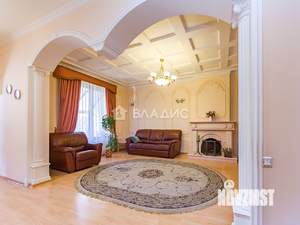 Таунхаус 200м², 3-этажный, участок 2 сот.  