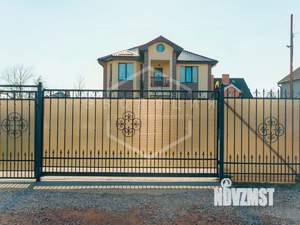 Дом 204м&sup2;, 2-этажный, участок 6 сот.  