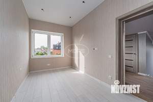 Дом 332м&sup2;, 3-этажный, участок 6 сот.  