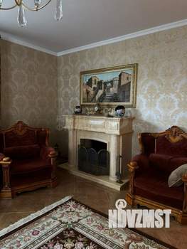 Дом 335м&sup2;, 3-этажный, участок 6 сот.  