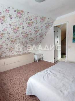 Дом 67м&sup2;, 2-этажный, участок 4 сот.  