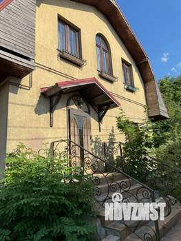 Дом 280м², 3-этажный, участок 19 сот.  