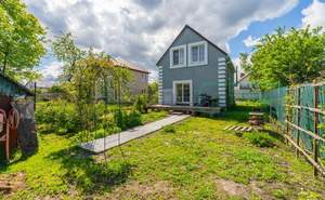 Дом 100м&sup2;, 2-этажный, участок 4 сот.  