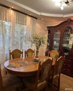 Дом 187м&sup2;, 2-этажный, участок 8 сот.  