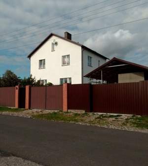 Дом 206м², 2-этажный, участок 15 сот.  