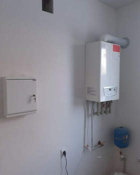 Дом 120м&sup2;, 2-этажный, участок 5 сот.  