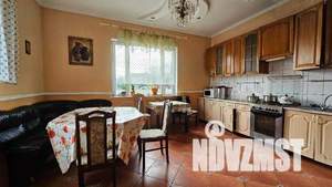 Дом 170м&sup2;, 2-этажный, участок 6 сот.  