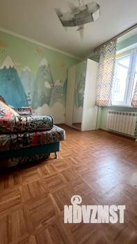 Дом 352м², 3-этажный, участок 8 сот.  