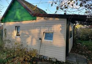 Дом 18м&sup2;, 2-этажный, участок 7 сот.  